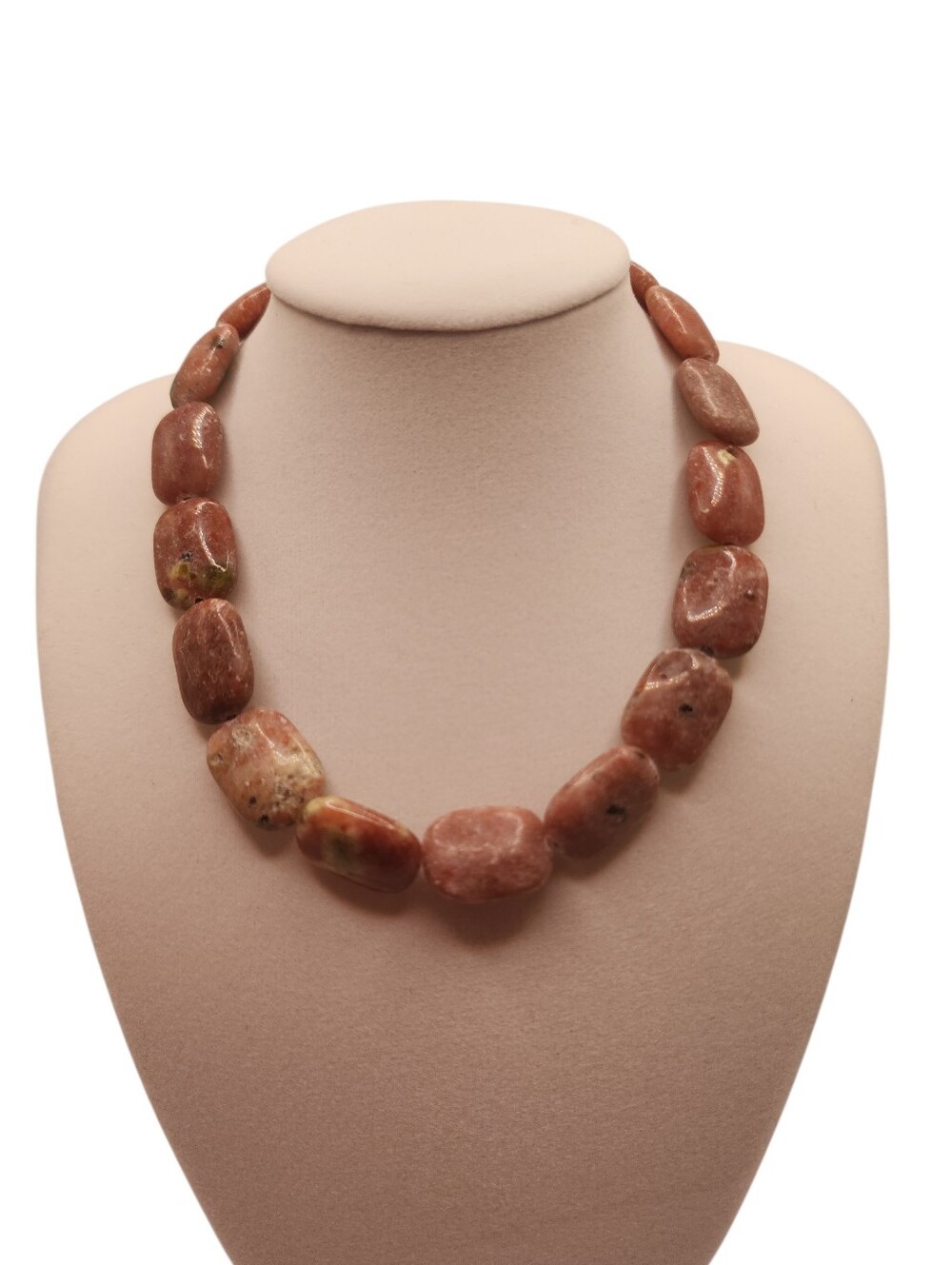 Pink raw sunstone beaded gemstone neaklace/coker